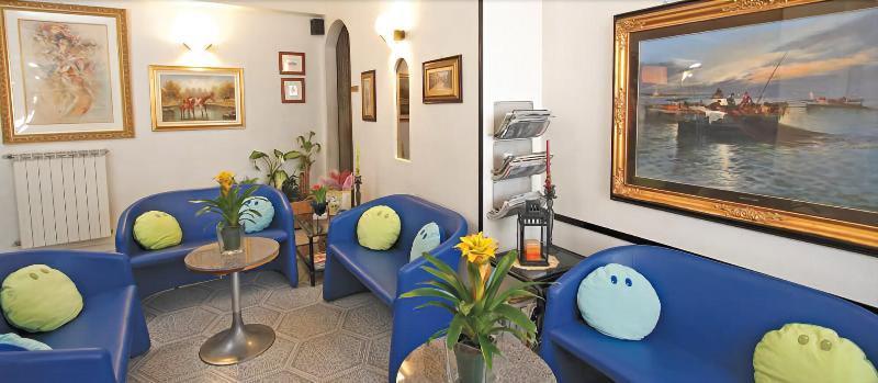 Hotel Torre Antica Loano Buitenkant foto