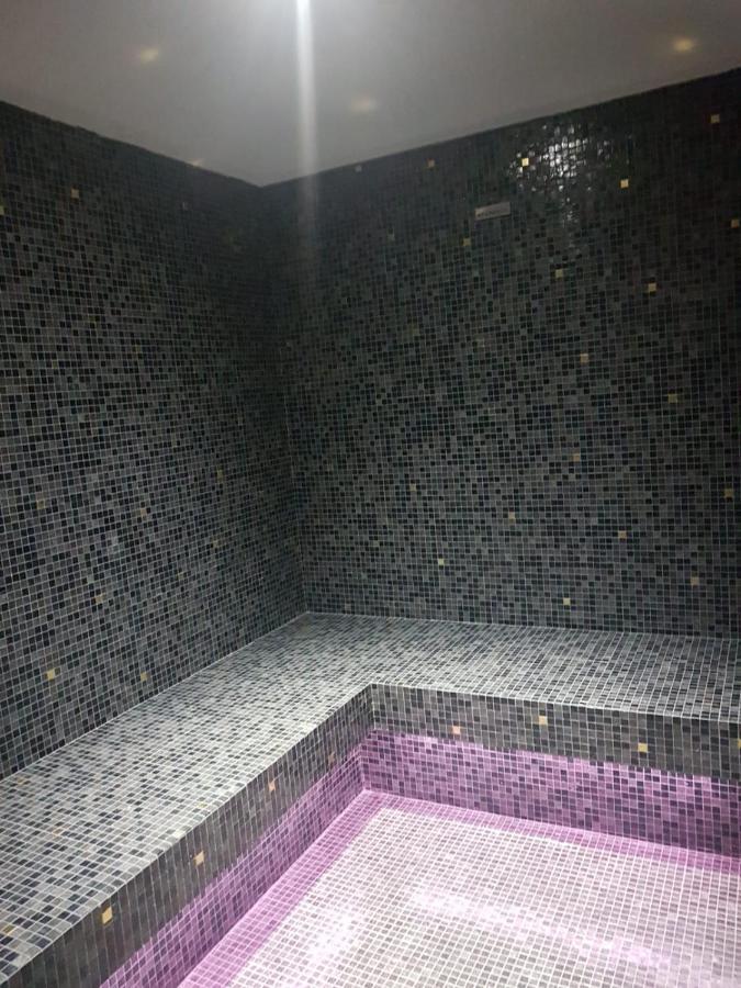 Hotel Torre Antica Loano Buitenkant foto